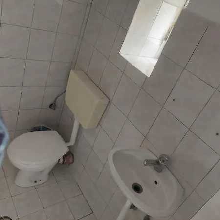 Casa Mia Economy Апартаменты Саранда